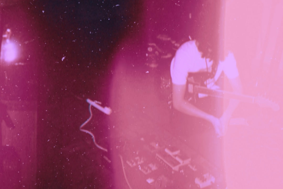 shoegaze bands violet oscillation silk abstract in sound band dream pop bands dream pop music shoegaze music shoegaze playlist slowdive souvlaki album my bloody valentine loveless album shoegazing shoegazer what is shoegaze meaning shoegaze genre shoegaze artists shoegaze songs