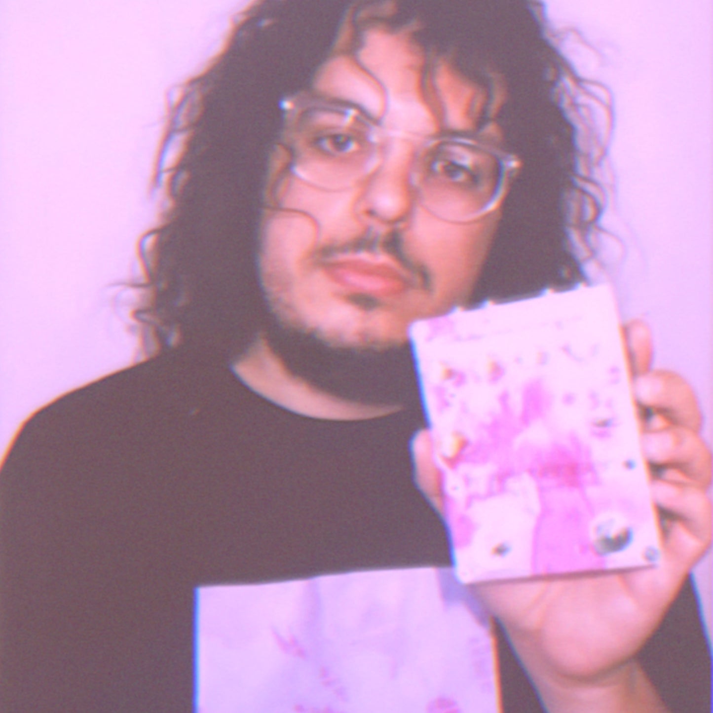 shoegaze band with shoegaze guitar pedal for shoegaze pedalboard effects shoegazer shoegazing 